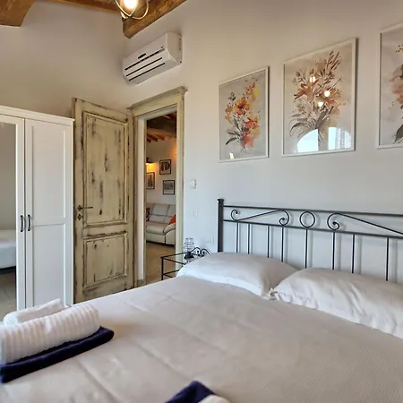 Ferienhaus Casa Andrea By Posarellivillas
