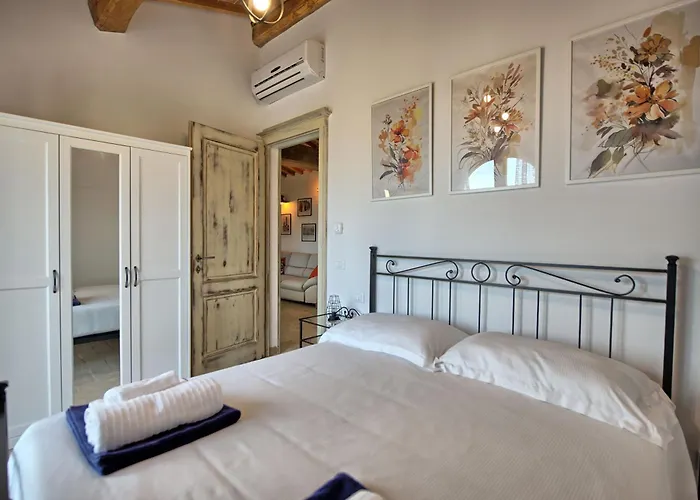 Дом отдыха Casa Andrea By Posarellivillas